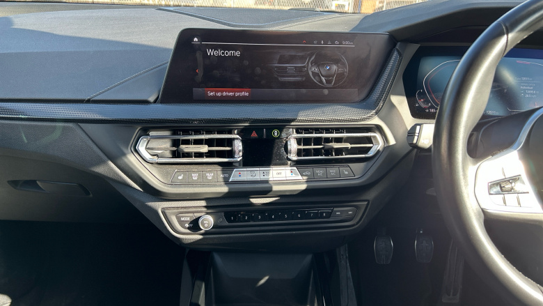 BMW 1 Series 118i [136] M Sport 5dr [Live Cockpit Professional] Petrol Hatchback